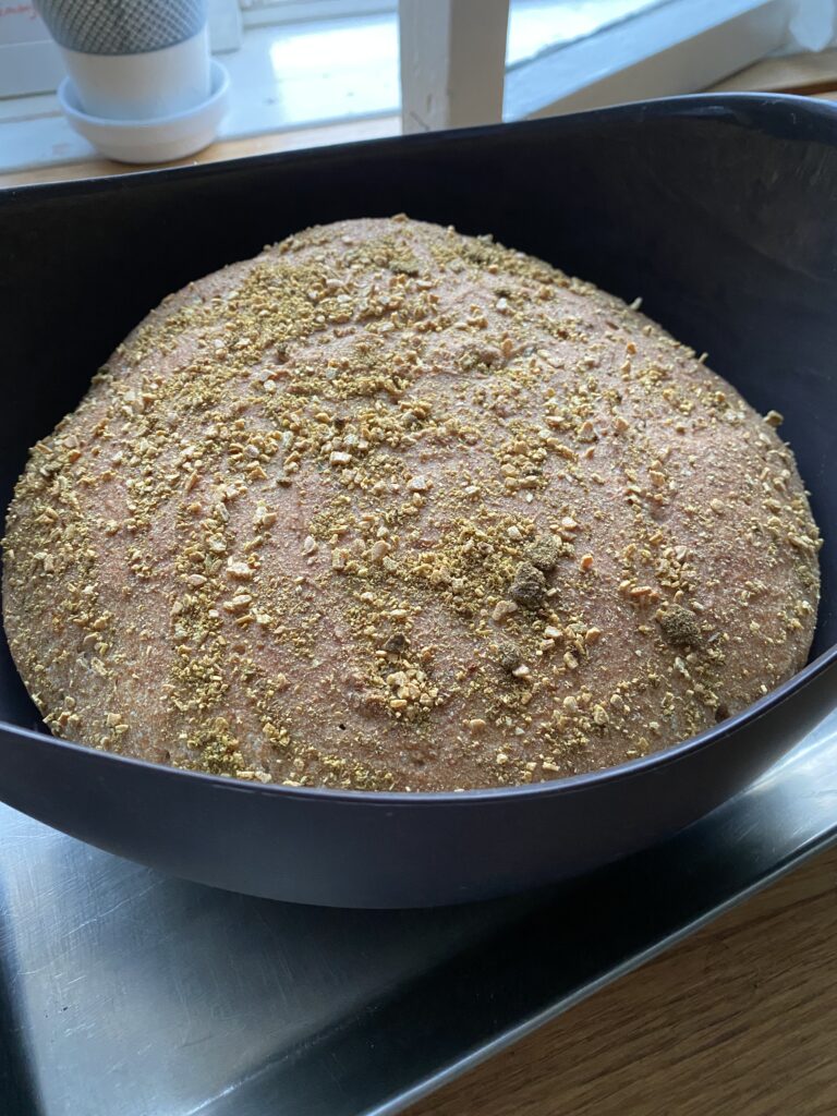 bake Bread easy – a sourdough bread in Lécué Breadmaker